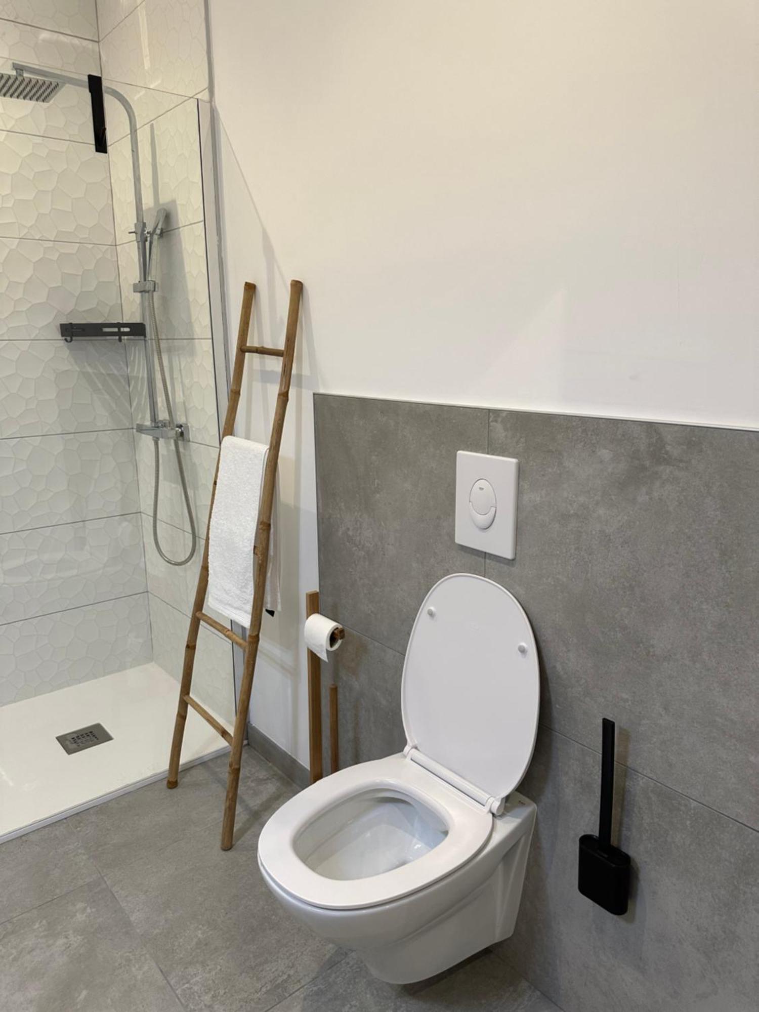 Appartement De La Gare Remiremont Eksteriør bilde